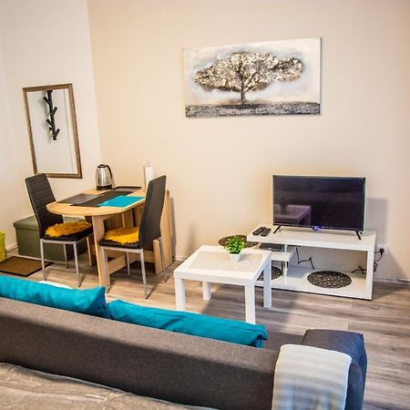 Apartment & Room Eni زغرب المظهر الخارجي الصورة
